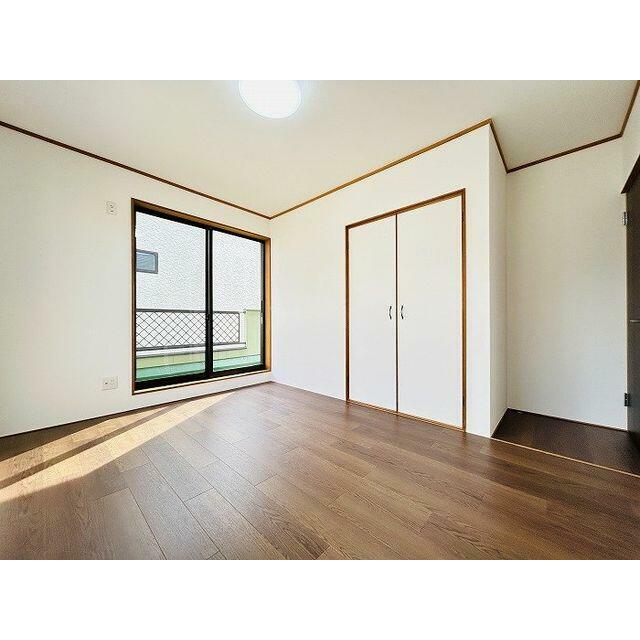 洋室約６．５帖１