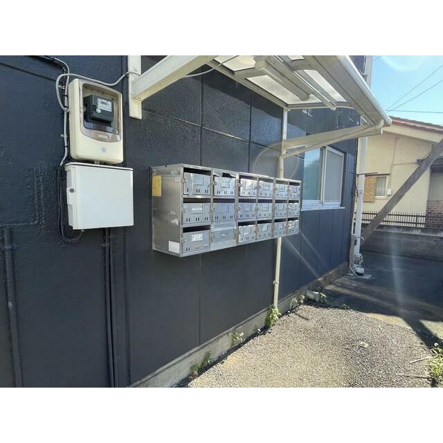 集合ポスト付きです。