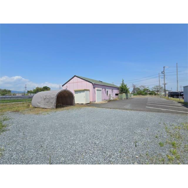 建物裏手側
