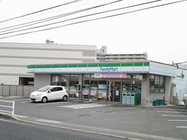 ファミリーマート