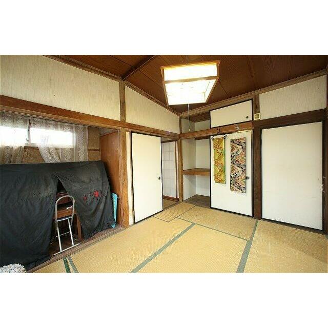 来客時にも便利な和室付き