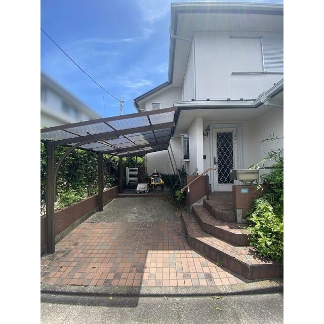 現地写真（現況、古家が建っています）