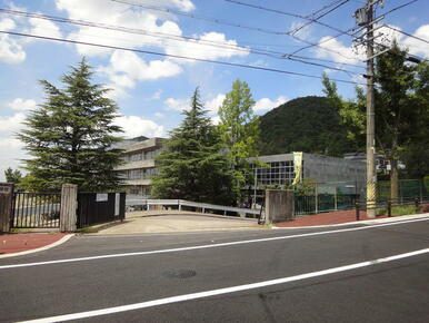 各務原市立八木山小学校