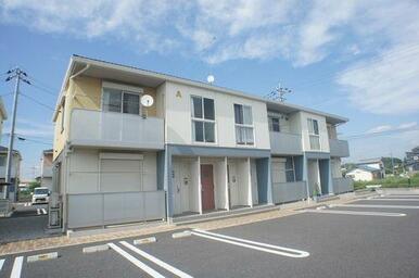 ■積水ハウス施工の賃貸住宅「シャーメゾン」駐車場２台付です