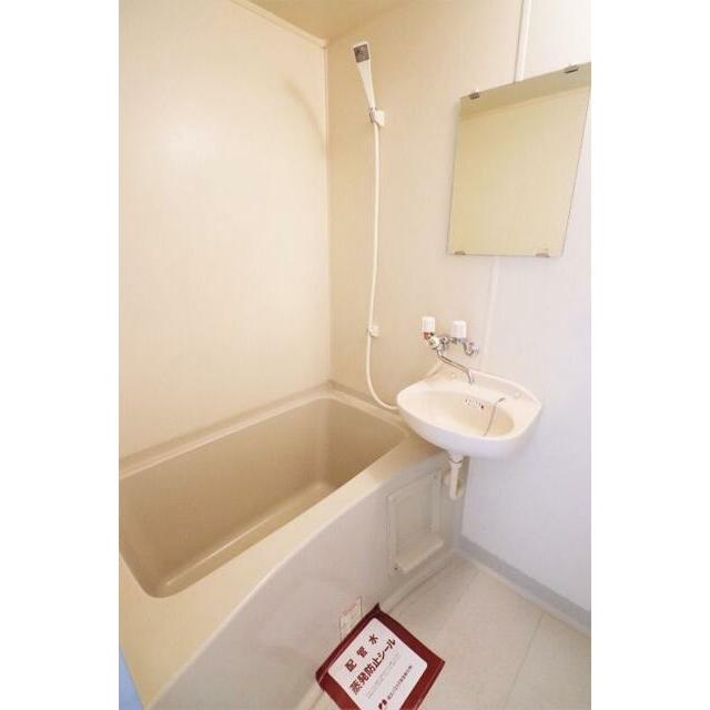 ※別号室の写真となります。