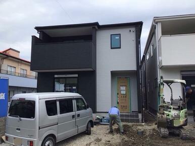 未来を鮮やかに彩る住まい（1号棟）