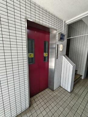 エレベーター付きです
