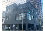 情報提供会社