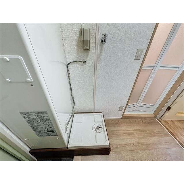 室内の洗濯機置き場です