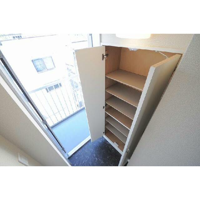 多くの靴が収納出来ます!