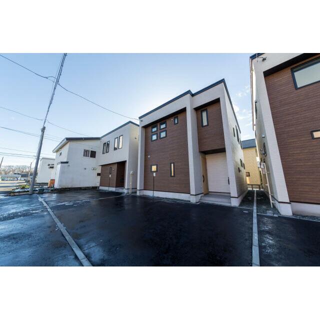 外観（(2)(3)号棟）