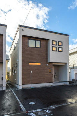 外観（(1)号棟）