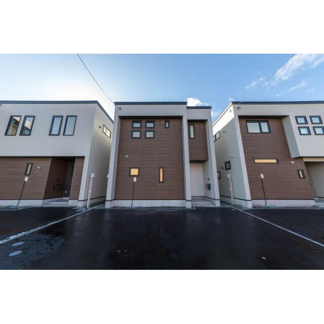 外観（(1)(2)(3)号棟）