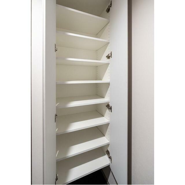 シューズボックス