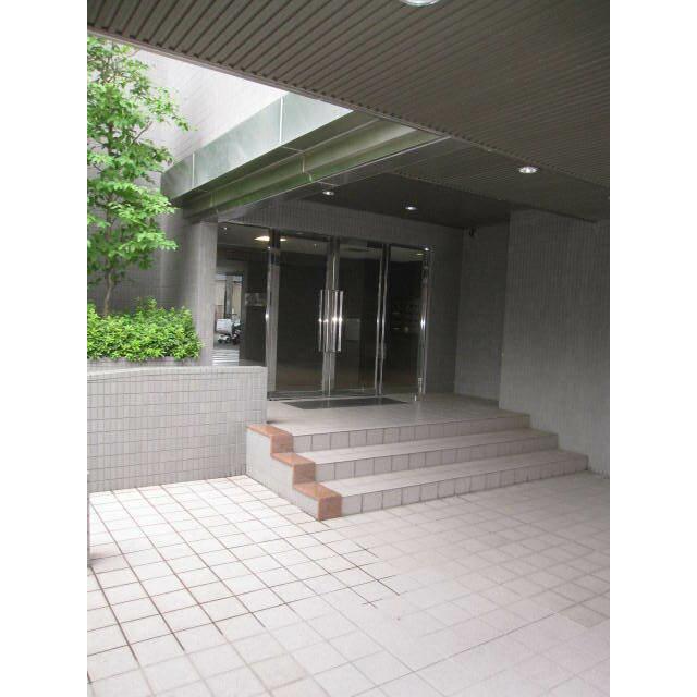 スロープ付エントランス