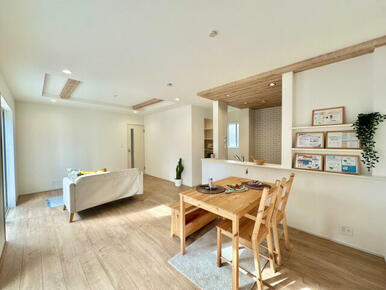 1号棟 リビングダイニング