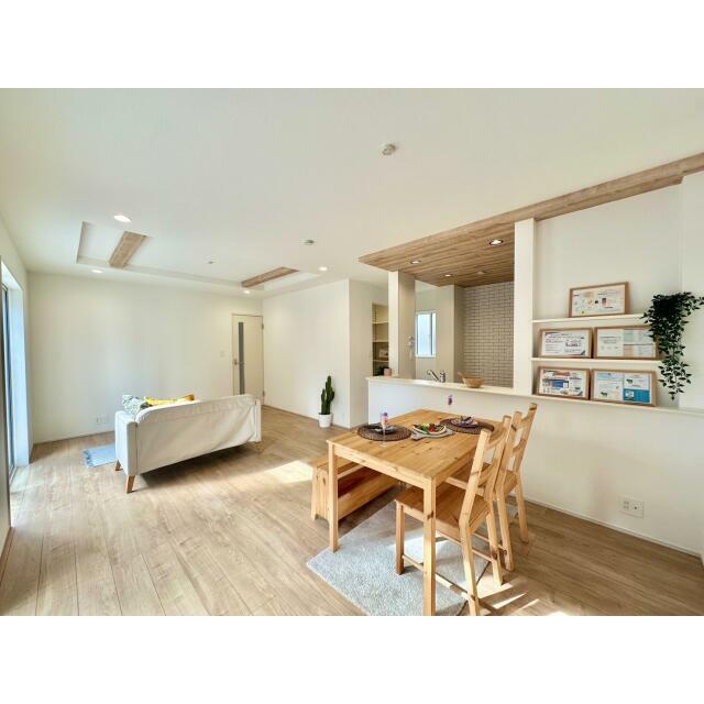 1号棟 リビングダイニング