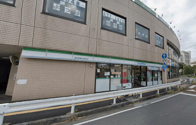 ファミリーマート柳瀬川駅前店