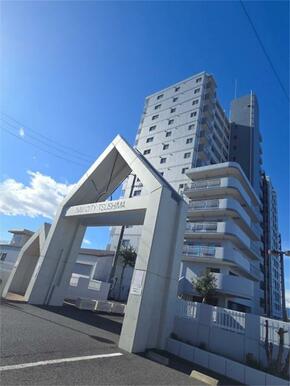 マンションの外観です。