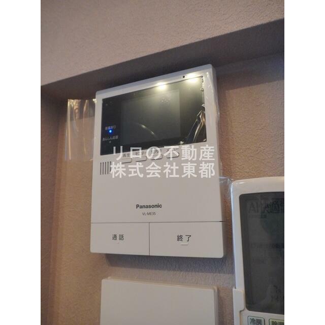 訪問者が一目で分かるＴＶモニタ付インターホンです！