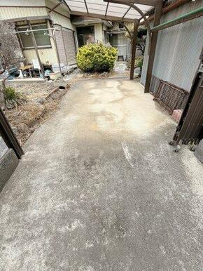 駐車スペースあり！