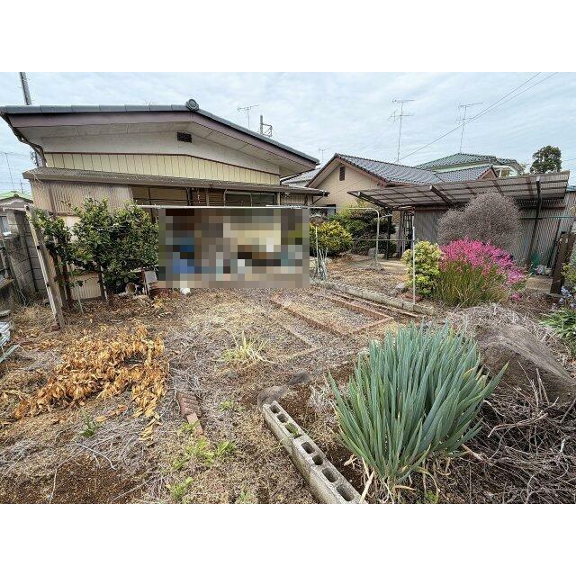 外観平屋でお庭も広いです！