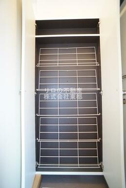 自慢のシューズを大切に、たくさん収納できますね♪