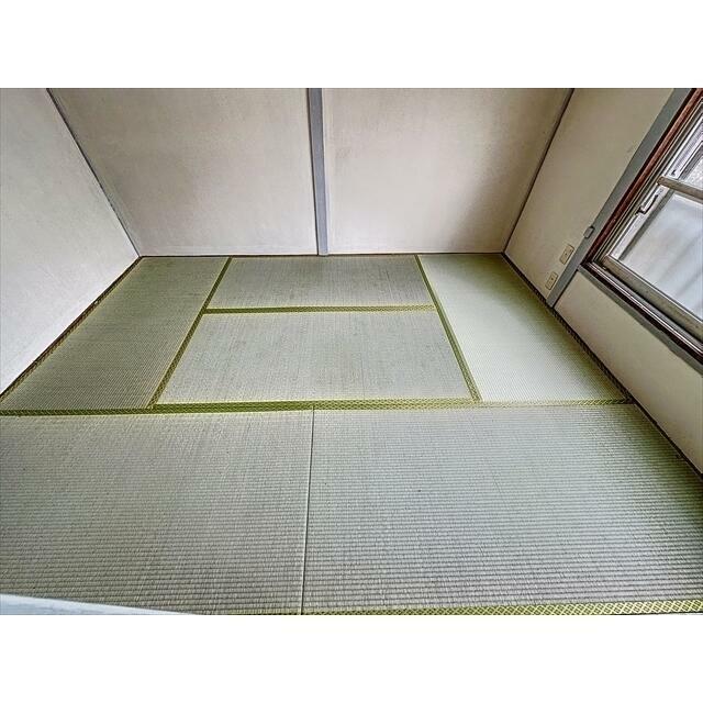 畳の香りがするお部屋です