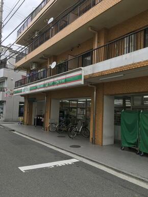 ローソンストア１００金沢町屋町店