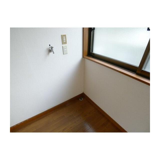 洗濯機置き場は室内でお洗濯が楽々です。