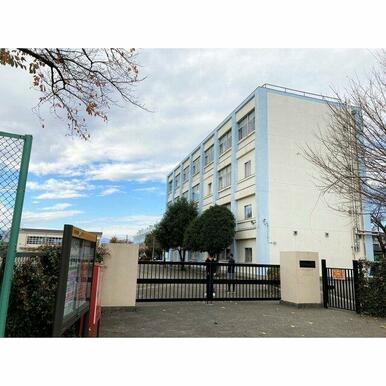 大和市立　草柳小学校