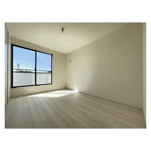 2階にはお部屋が3部屋！全部屋に収納が付いています＾＾