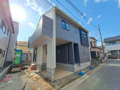 現在建築中！これから完成へ向けて少しずつ形になっていくのが楽しみな物件です☆