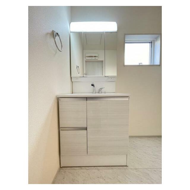 水が流れやすく汚れがたまりにくい設計でお手入れもらくらくです！