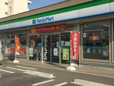 ファミリーマート港宝神二丁目店