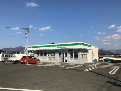 ファミリーマート熊本大津店