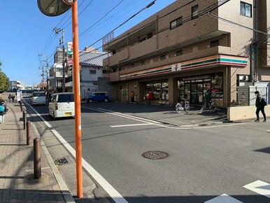 セブンイレブン横浜綱島上町店