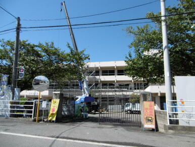 新居浜市立泉川小学校