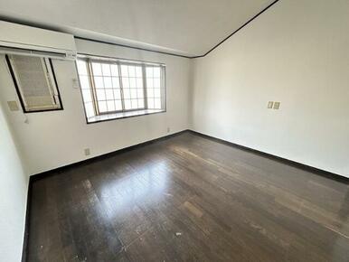 ※写真は別号室のものです。