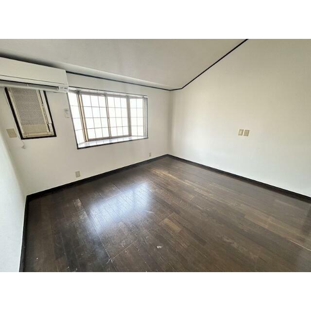 ※写真は別号室のものです。