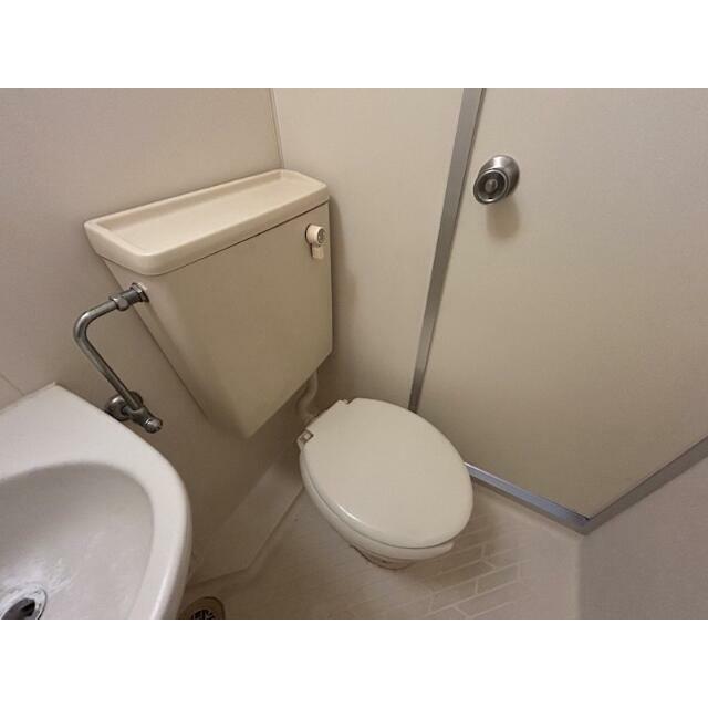 ※写真は別号室のものです。