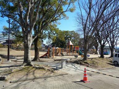 基山町中央公園