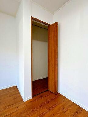 1階洋室「収納」