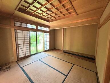 1階和室約8帖
