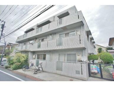 建物正面