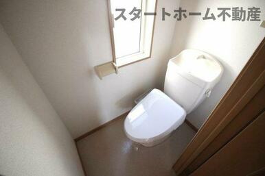 ゆったりとした空間のトイレです