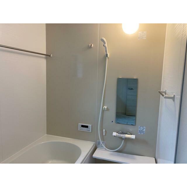 たまりがちな疲れやモヤモヤイライラはバスタイムですっきり洗い流して（1号棟）