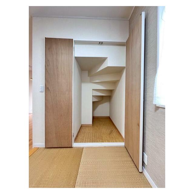 階段下収納