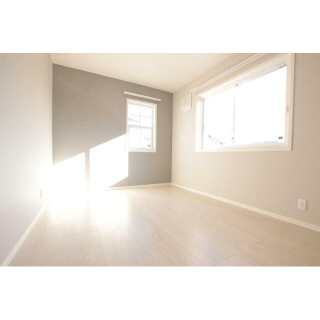 【参考写真】2階6.2帖洋室です！