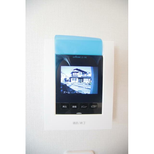 来訪者を確認できるＴＶモニターホンです♪